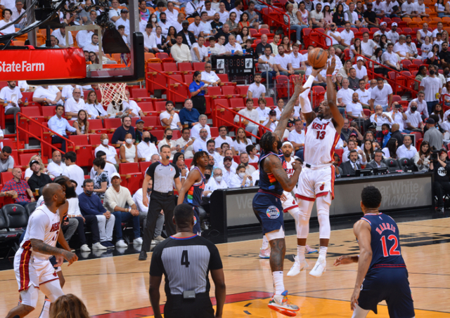 星空体育官网-莱比锡今夜绝杀压哨意甲版图或变之后，费城76人迎NBA季后赛关键赛的简单介绍-星空体育官网